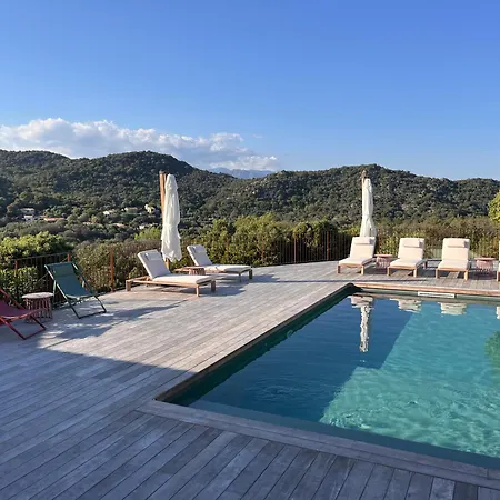 Giuliaca 6 Chambres-6 Sdb, Piscine Chauffée, Calme, Vue Spectaculaire * Porto Vecchio
